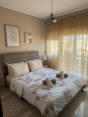 Zoe's Luxury Homes 2